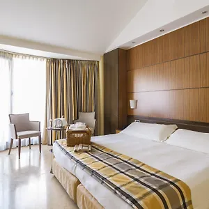 Hotel Carrobbio, Mediolan