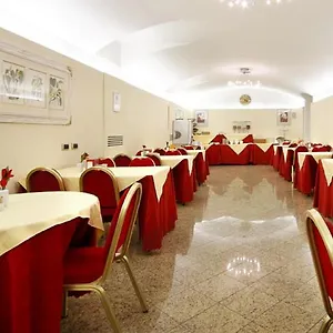 Hotel Terminal, Mediolan
