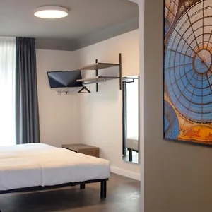 Hotel 22 Marzo, Mediolan